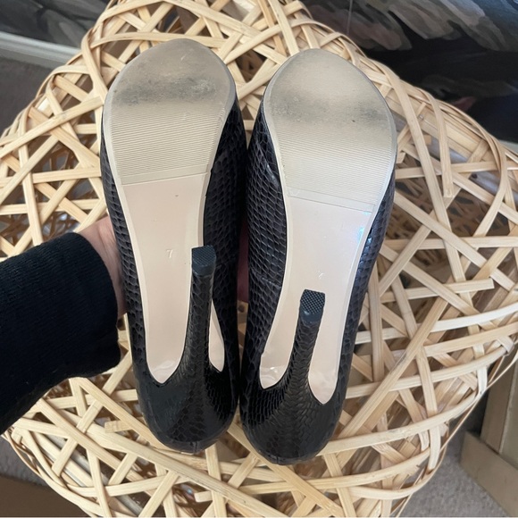 NWT Chinese laundry snakeskin croc black brown platform pumps size 7 - Picture 6 of 6